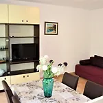 Apartments Raos